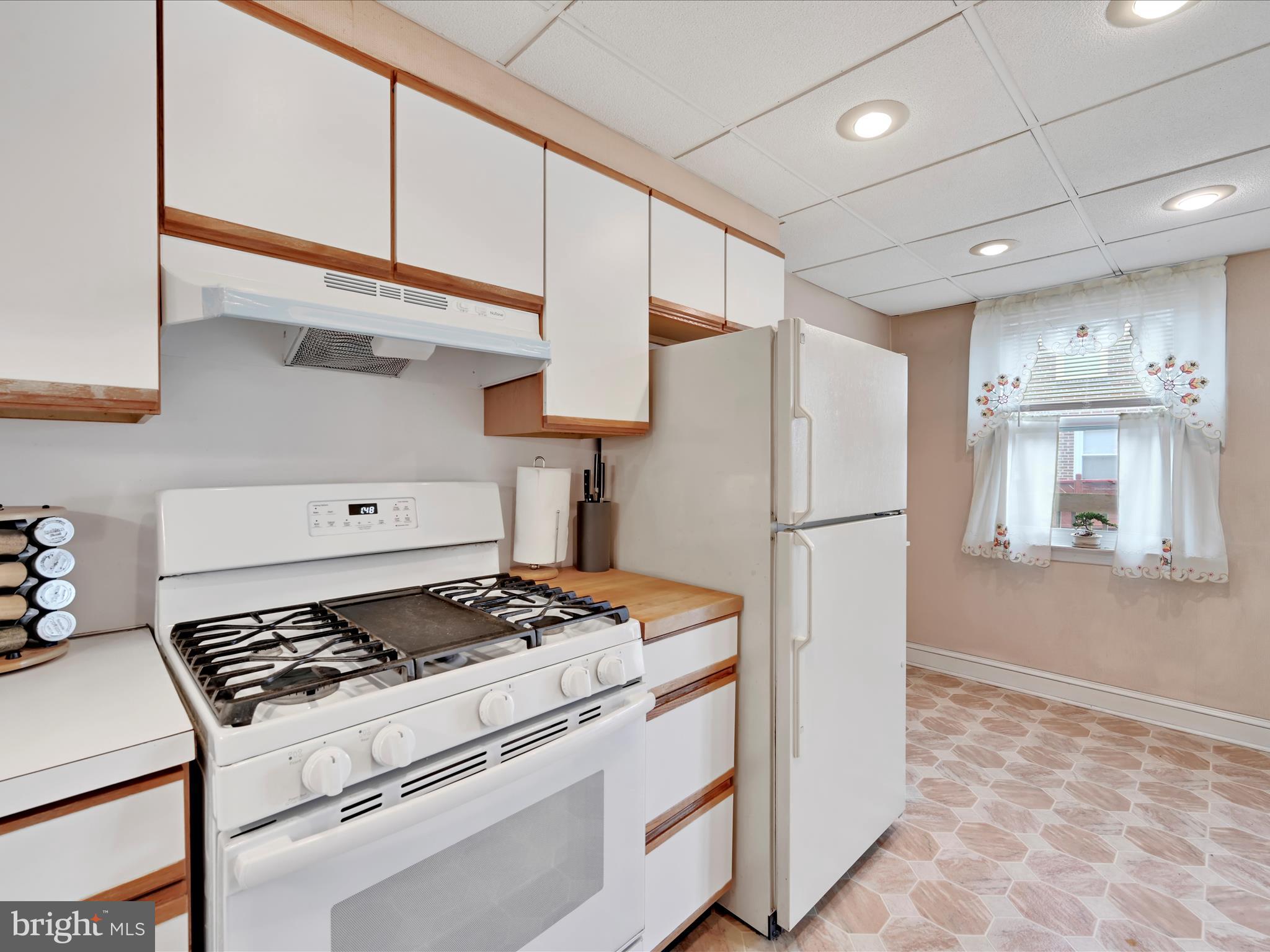 146 Academy Road Clifton Heights, PA 19018 - Photo 13 of 28 Kitchen