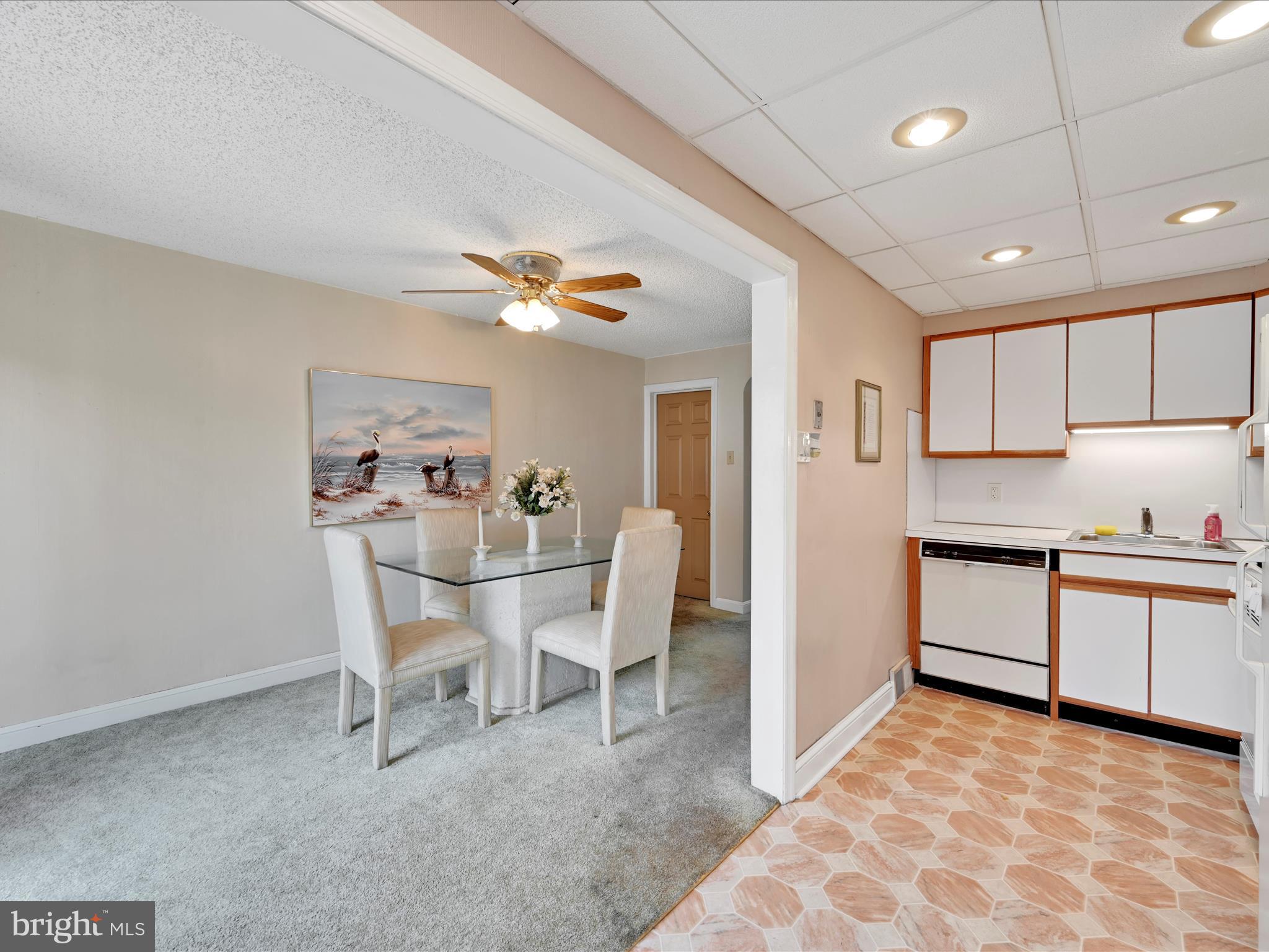 146 Academy Road Clifton Heights, PA 19018 - Photo 15 of 28 Kitchen/Dining
