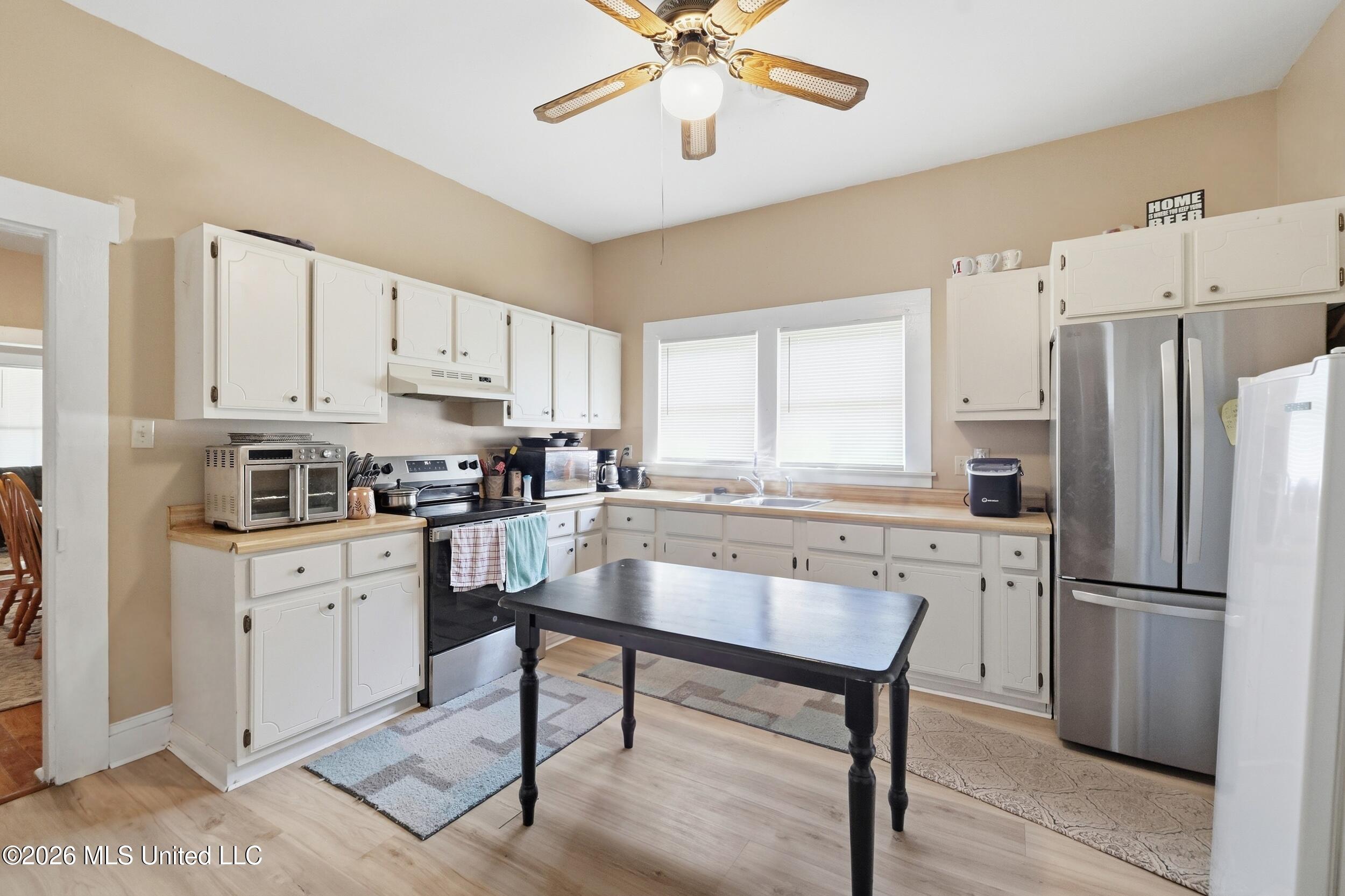 12183 Shorecrest Road Biloxi, MS 39532 - Photo 11 of 32 20_r6__0989