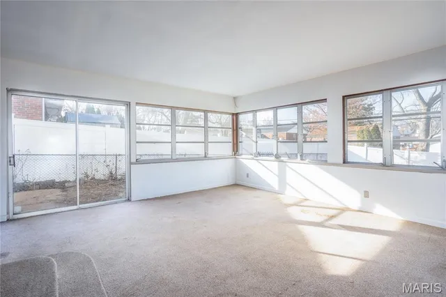 $200,000 | 9855 Ione Lane, St. Louis, MO 63123