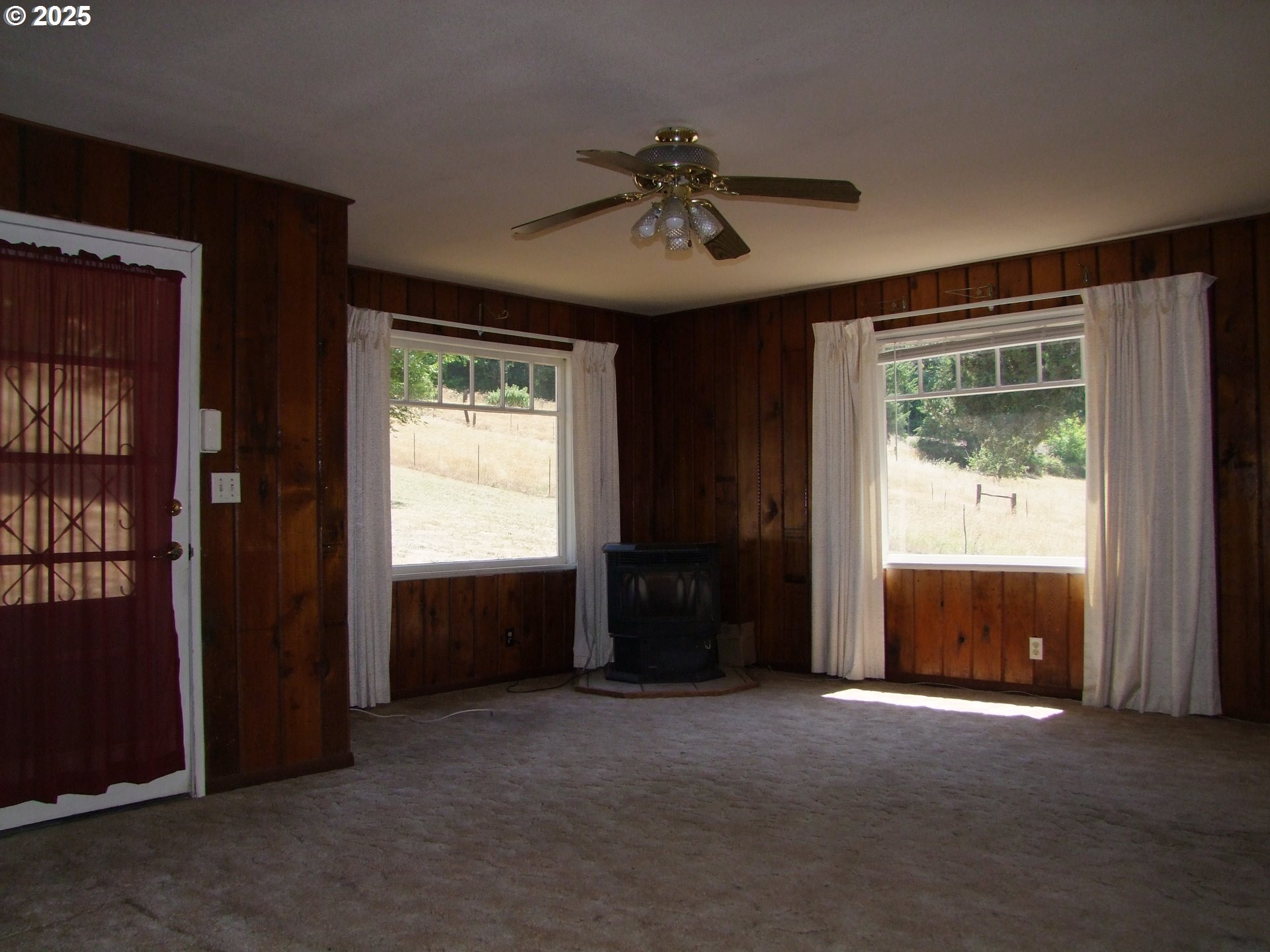 4623 South Myrtle Road Myrtle Creek, OR 97457 - Photo 10 of 32