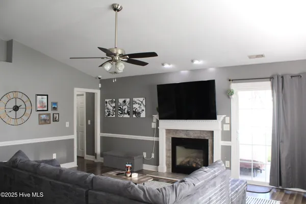 $2,050 | 110 Jubilee Place, New Bern, NC 28560