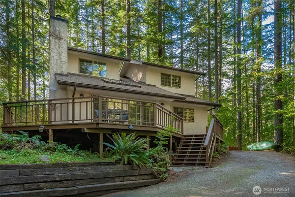 $675,000 | 6982 Shuksan Arm, Glacier, WA 98244
