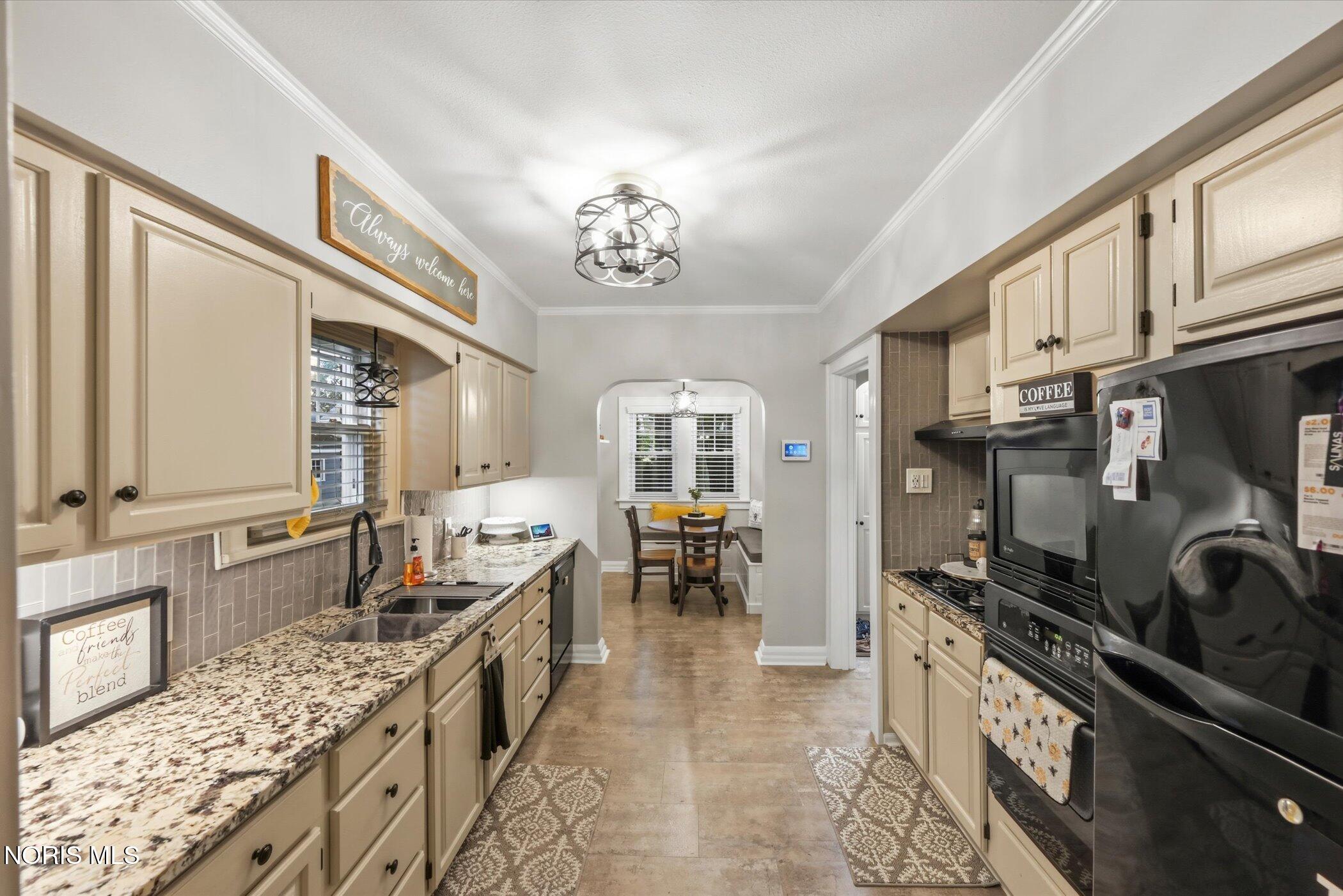3433 Aldringham Road Toledo, OH 43606 - Photo 11 of 33 Gallery Image 11