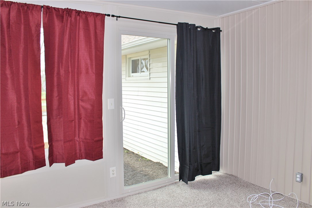 10702 Chillicothe Road Kirtland, OH 44094 - Photo 13 of 25 Sun Room just added on, heated.