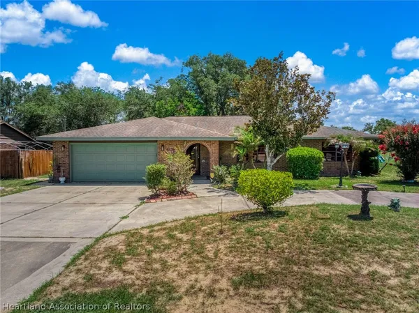 $279,900 | 2020 North Torrington Road, Avon Park, FL 33825