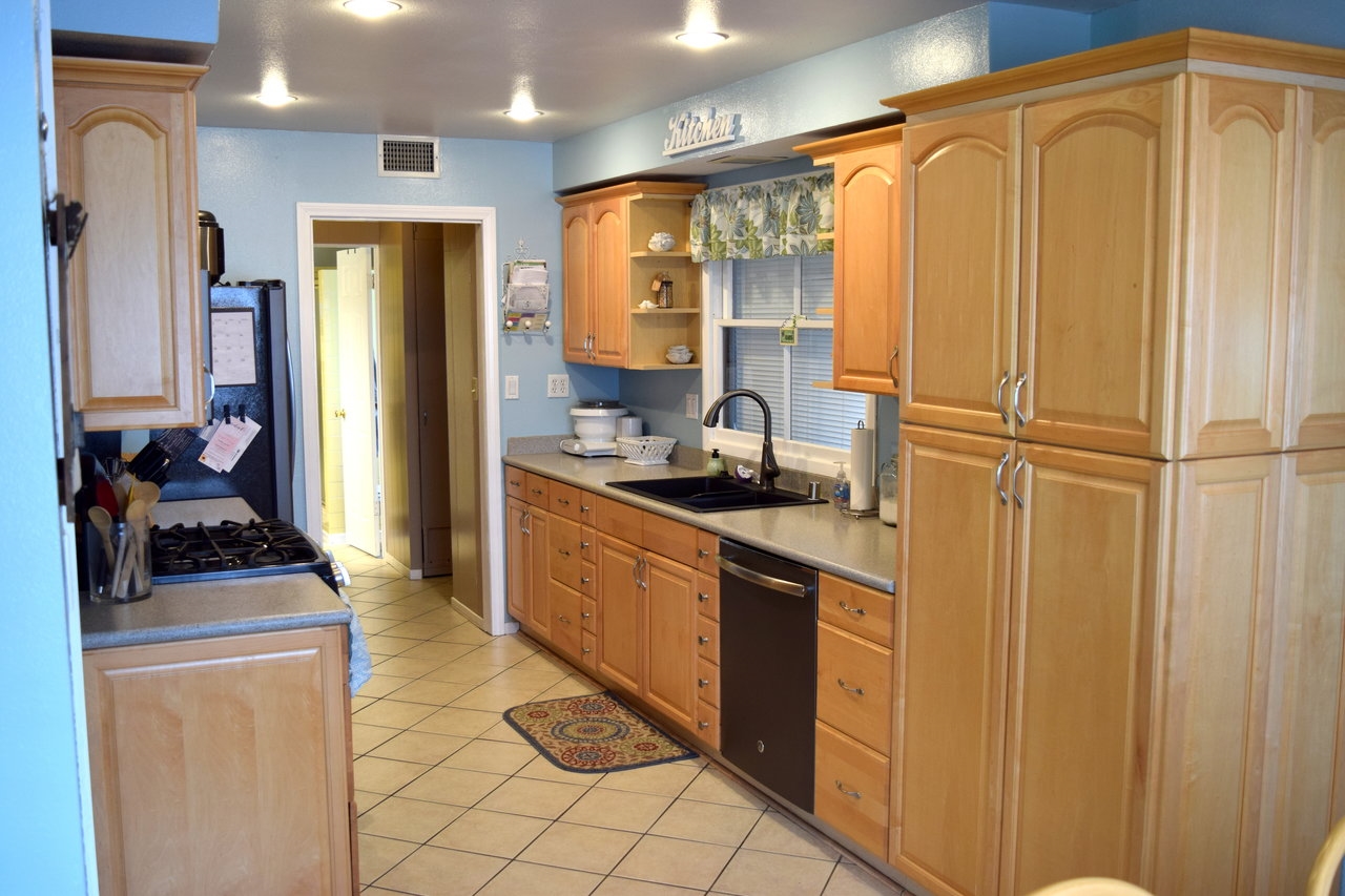 12211 Holland Road Poway, CA 92064 - Photo 8 of 25