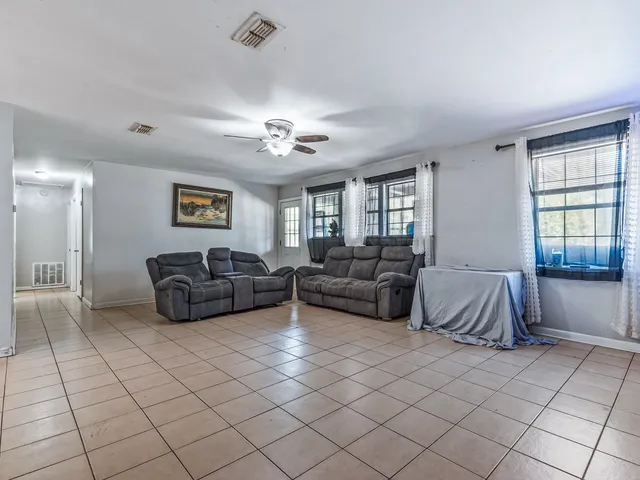 $258,000 | 3620 South Lakewood Drive, Tallahassee, FL 32305