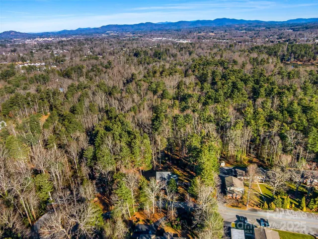 $795,000 | 105 Boyd Drive, Flat Rock, NC 28731