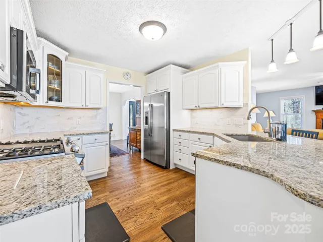 $795,000 | 105 Boyd Drive, Flat Rock, NC 28731