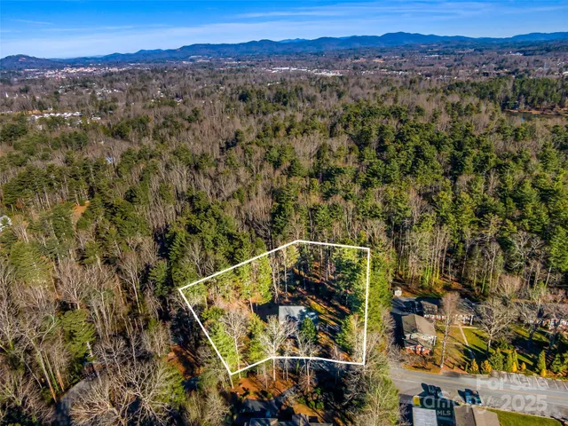 $795,000 | 105 Boyd Drive, Flat Rock, NC 28731