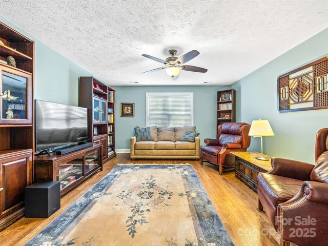 $795,000 | 105 Boyd Drive, Flat Rock, NC 28731