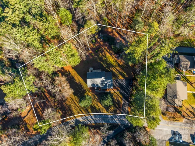$795,000 | 105 Boyd Drive, Flat Rock, NC 28731