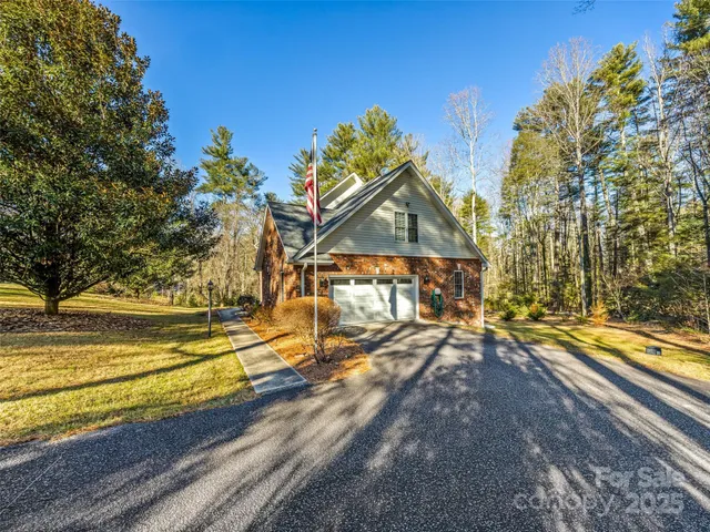 $795,000 | 105 Boyd Drive, Flat Rock, NC 28731