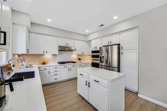 $1,950,000 | 4637 Persimmon Drive, Dublin, CA 94568