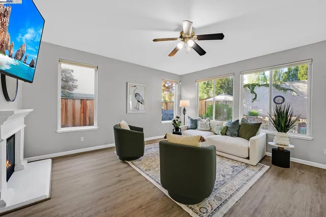 $1,950,000 | 4637 Persimmon Drive, Dublin, CA 94568