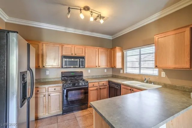 $295,000 | 3920 Legend Hills Street, Unit 202, Las Vegas, NV 89129