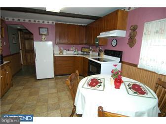 33 Boonetown Road Birdsboro, PA 19508 - Photo 5 of 12 Kitchen