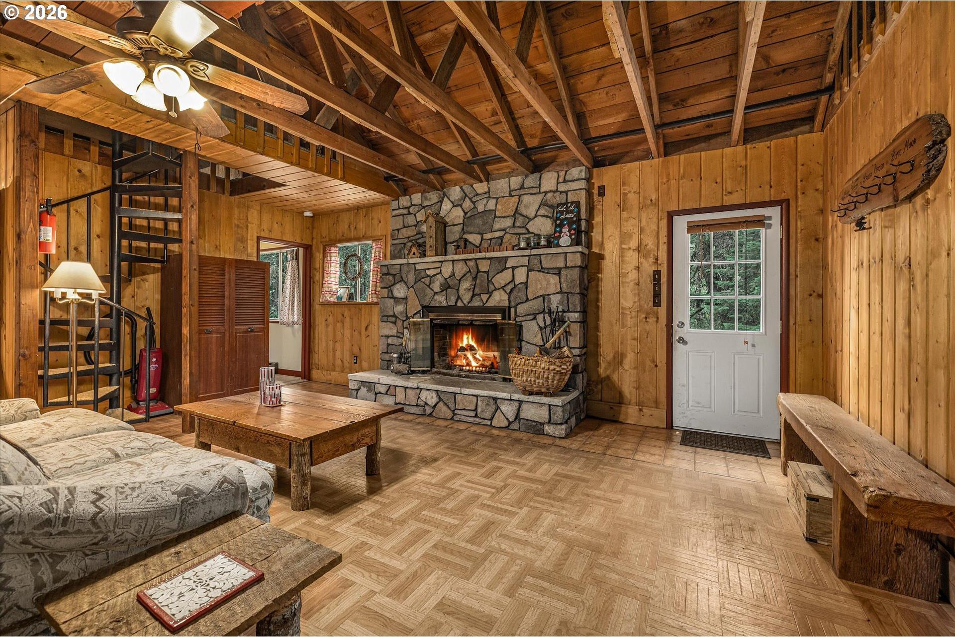 75125 Mt Hood Highway Rhododendron, OR 97049 - Photo 15 of 40 Gallery Image 15