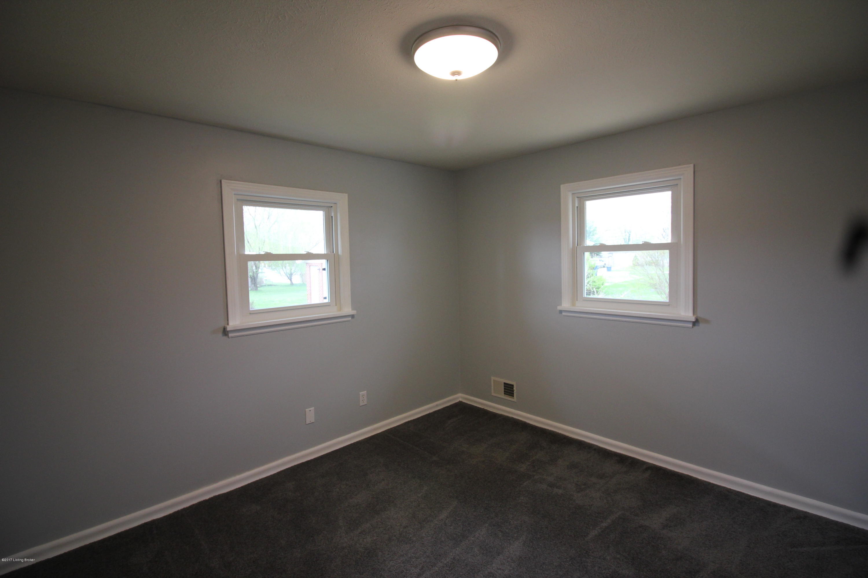 5603 Maryman Road Louisville, KY 40258 - Photo 22 of 40 Bed 3.1