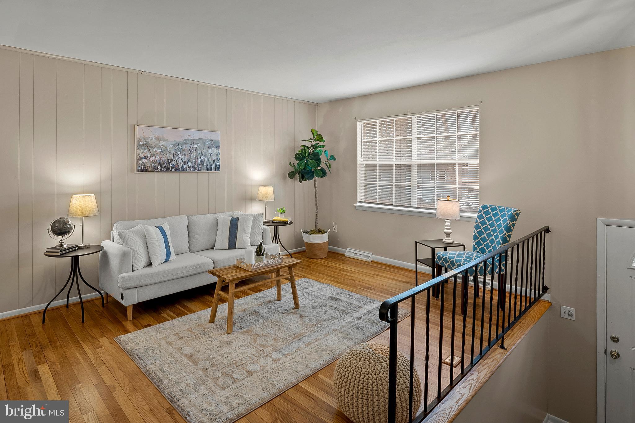 1527 Patuxent Manor Road Davidsonville, MD 21035 - Photo 11 of 42 Living Room (alt view)