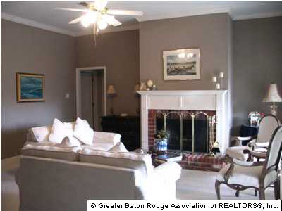 1021 Springlake Drive Baton Rouge, LA 70810 - Photo 2 of 9