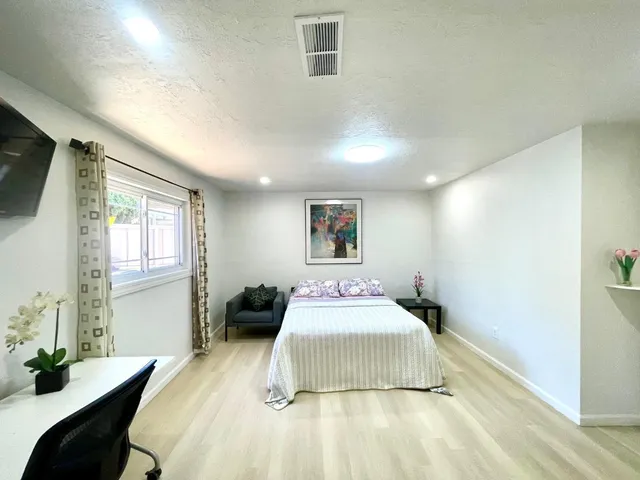 $1,550,000 | 536 Flynn Avenue, Redwood City, CA 94063