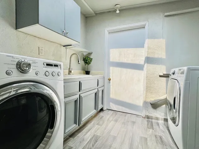 $1,550,000 | 536 Flynn Avenue, Redwood City, CA 94063