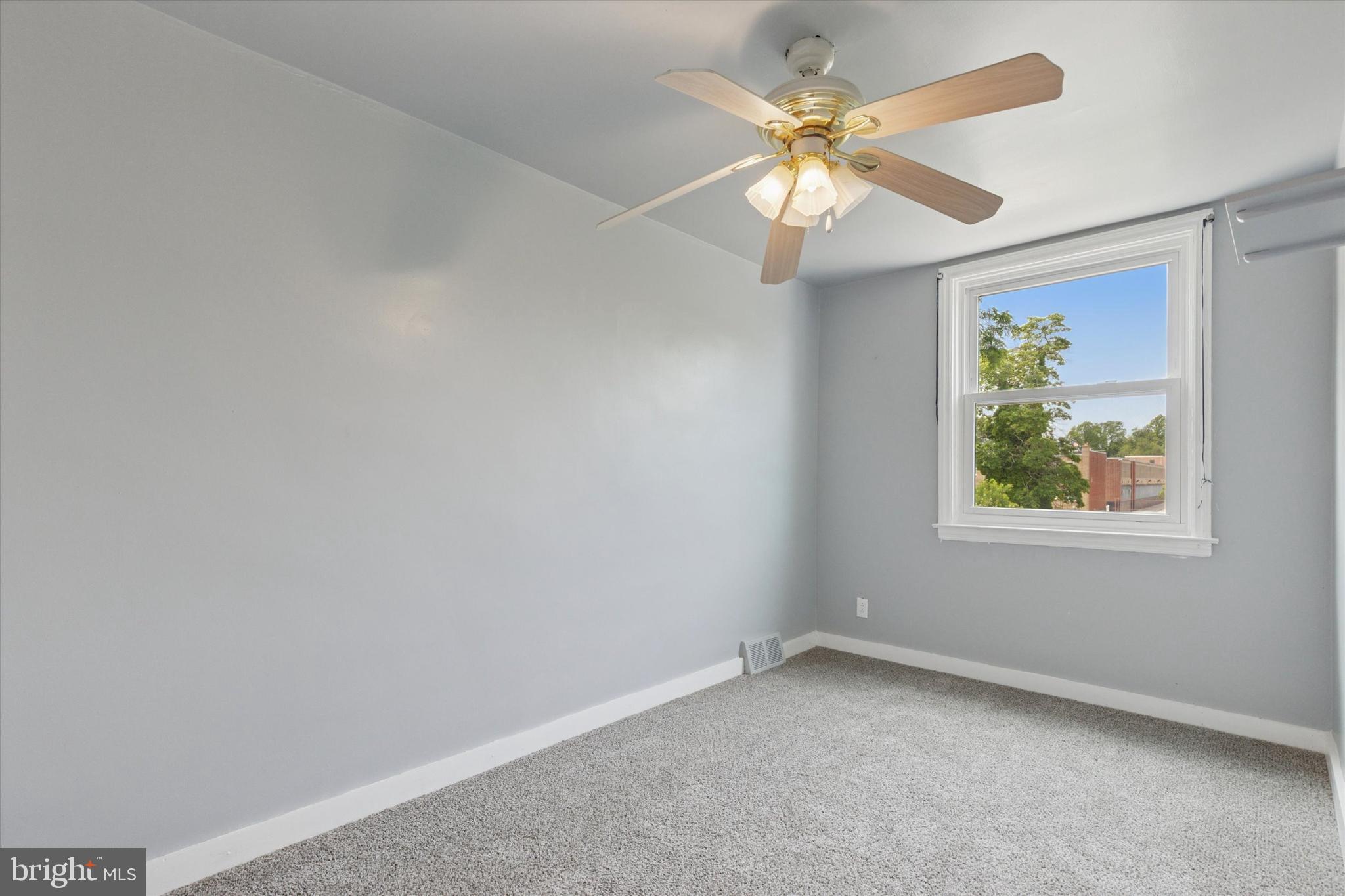 1319 Vernon Road Philadelphia, PA 19150 - Photo 11 of 25