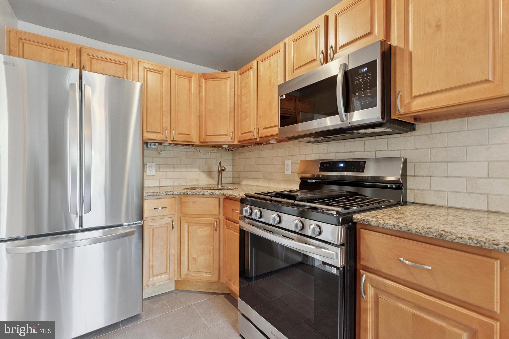 1319 Vernon Road Philadelphia, PA 19150 - Photo 8 of 25