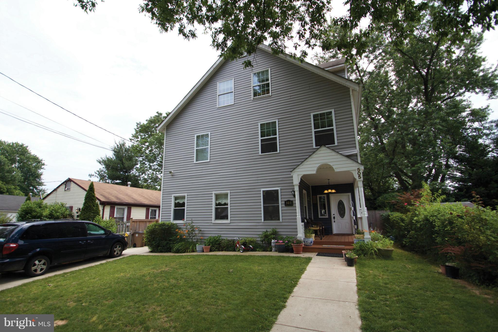 505 Pinewood Road Rockville, MD 20850 - Photo 2 of 30 Exterior (Front)