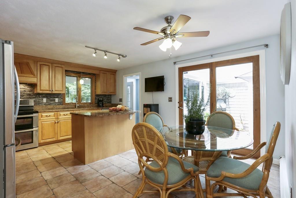 24 Bells Brook Road Lakeville, MA 02347 - Photo 5 of 35