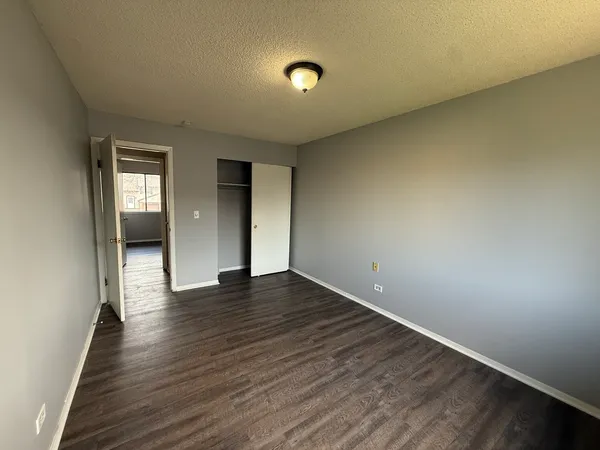 $2,300 | 4564 Whitney Drive, Hanover Park, IL 60133