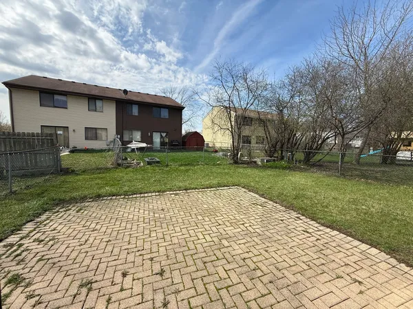 $2,300 | 4564 Whitney Drive, Hanover Park, IL 60133