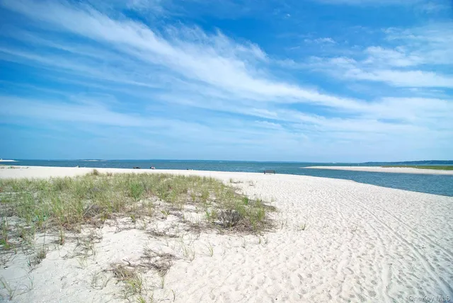 $25,000 | 525 South Harbor Road, Southold, NY 11971