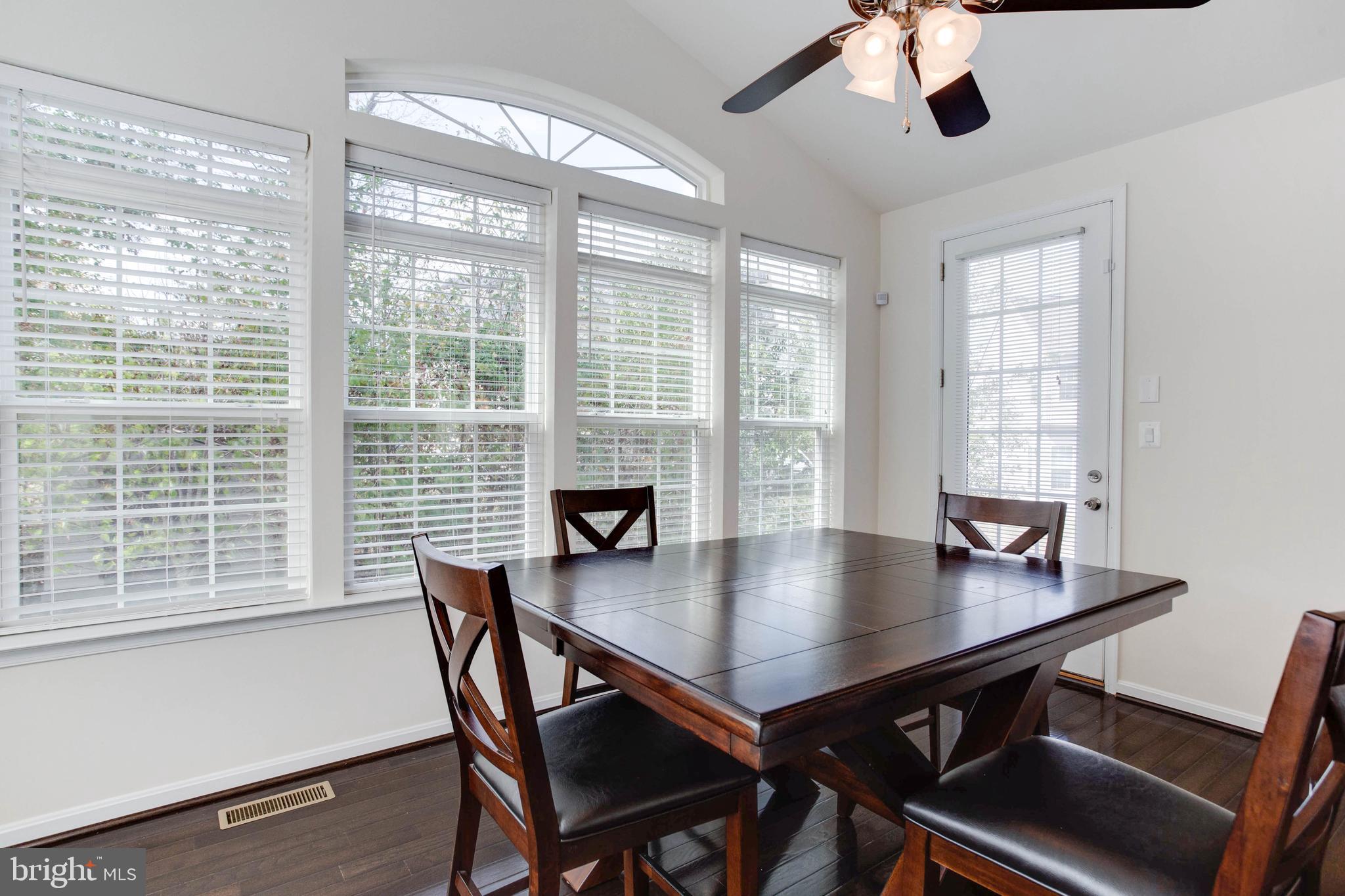 8805 Helmsley Drive Clinton, MD 20735 - Photo 18 of 49