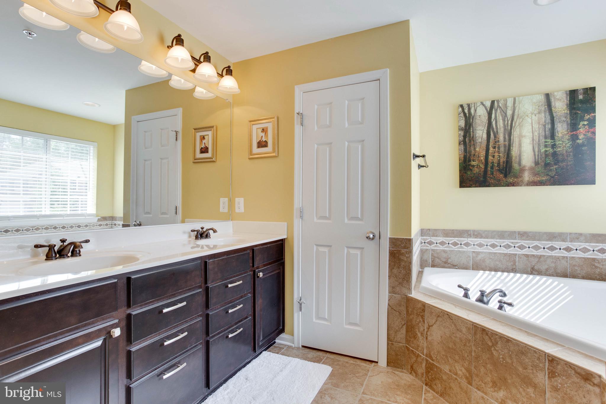 8805 Helmsley Drive Clinton, MD 20735 - Photo 30 of 49