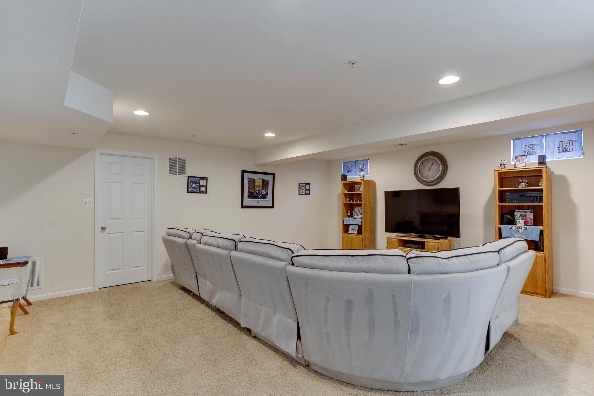 8805 Helmsley Drive Clinton, MD 20735 - Photo 43 of 49