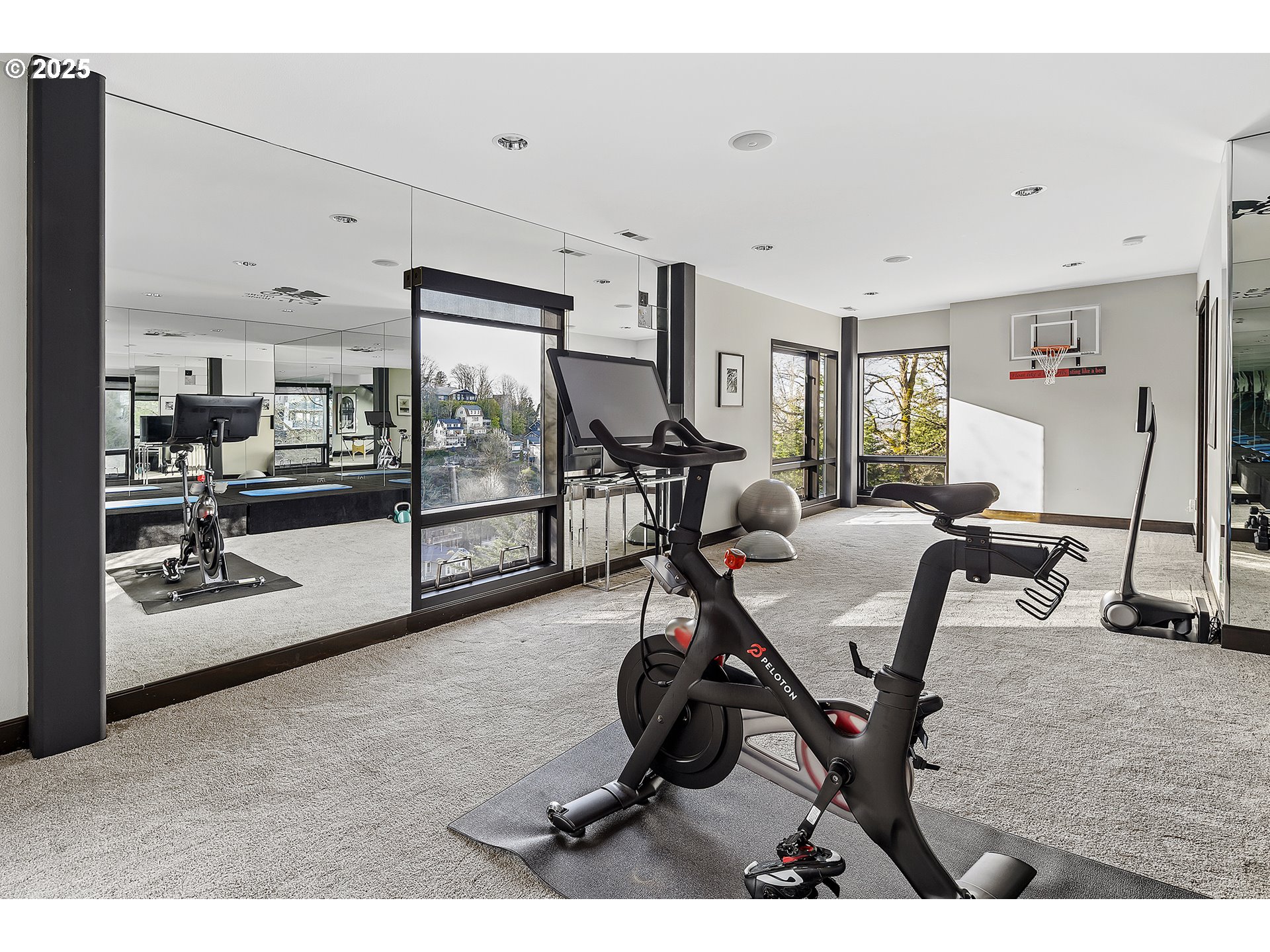 1551 Southwest Upper Hall Street Portland, OR 97201 - Photo 36 of 47