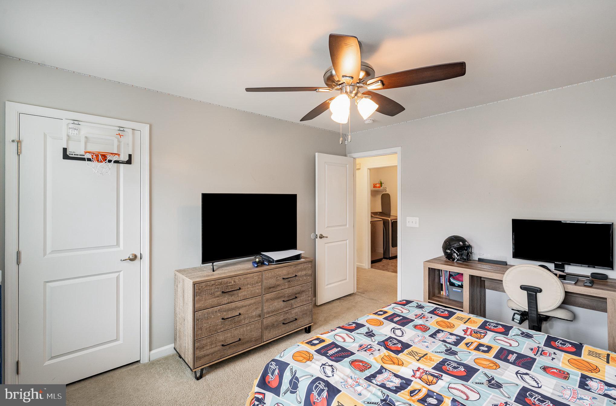 1214 Brittle Ridge Road Warrenton, VA 20187 - Photo 26 of 62 Gallery Image 26