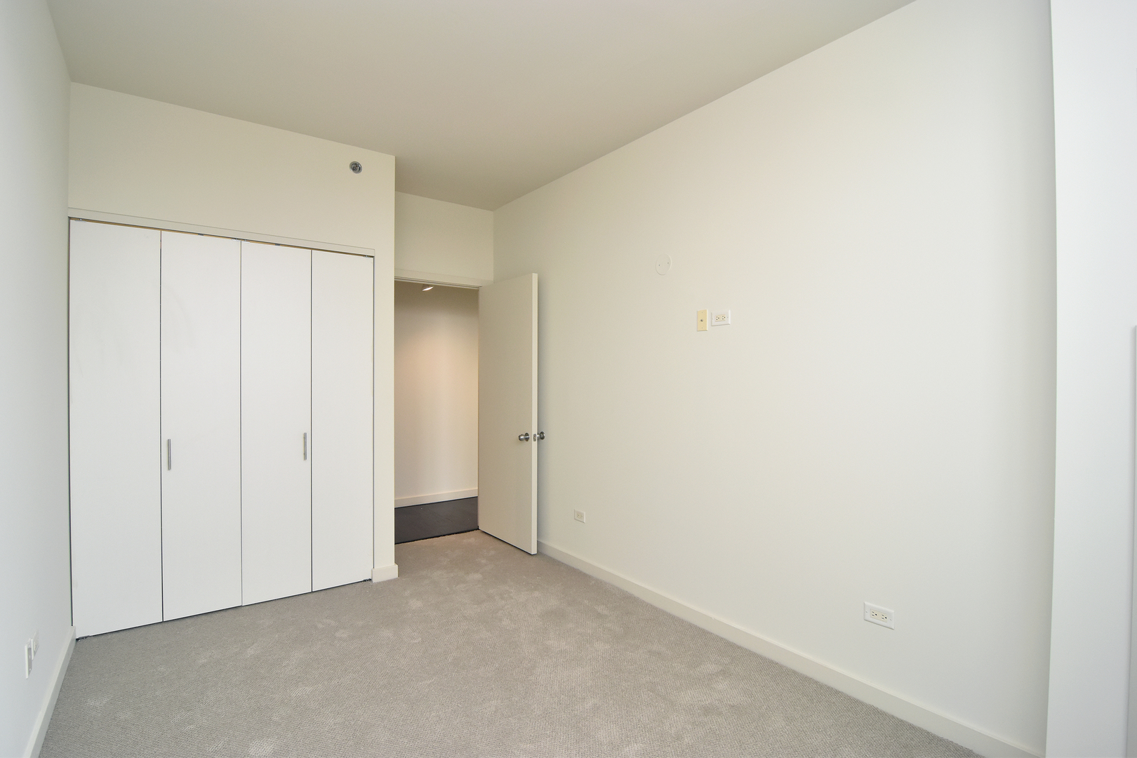 910 West Huron Street, Unit 1114 Chicago, IL 60642 - Photo 14 of 34