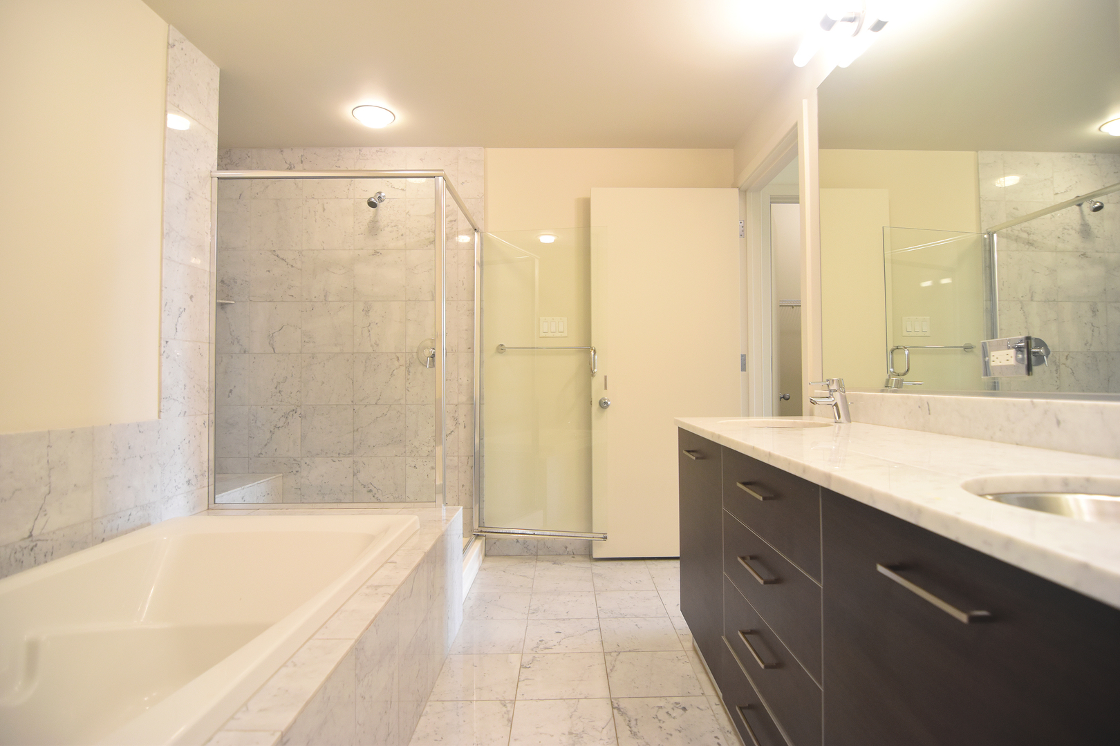 910 West Huron Street, Unit 1114 Chicago, IL 60642 - Photo 32 of 34