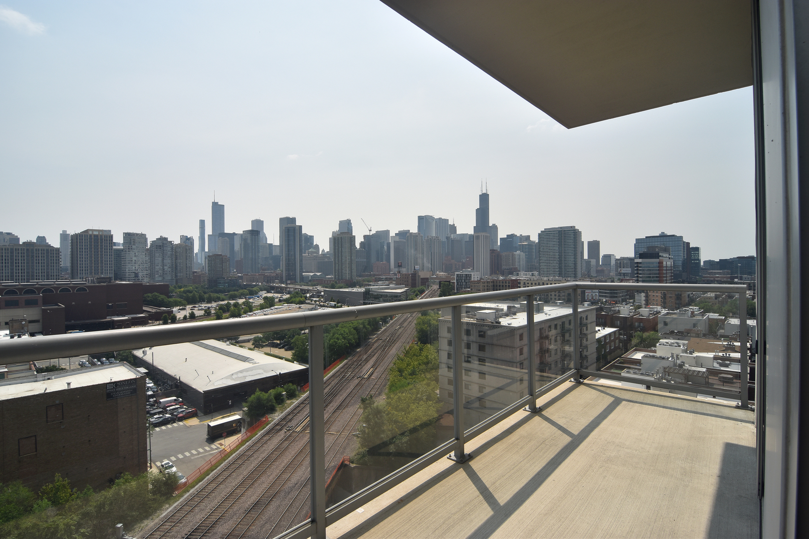 910 West Huron Street, Unit 1114 Chicago, IL 60642 - Photo 8 of 34