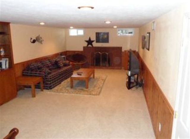 301 West Rainier Way Spokane, WA 99208 - Photo 8 of 9 Gallery Image 8