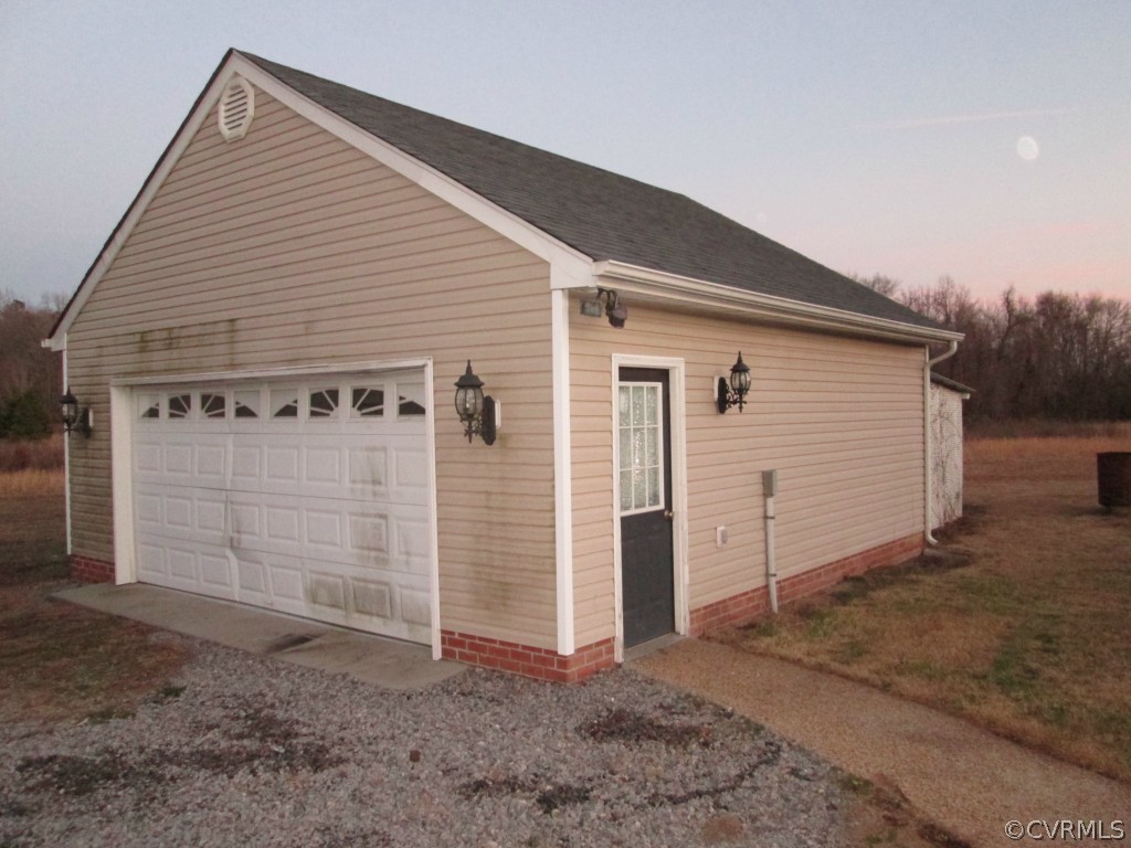 10713 Squirrel Level Road Petersburg, VA 23803 - Photo 3 of 13 Gallery Image 3