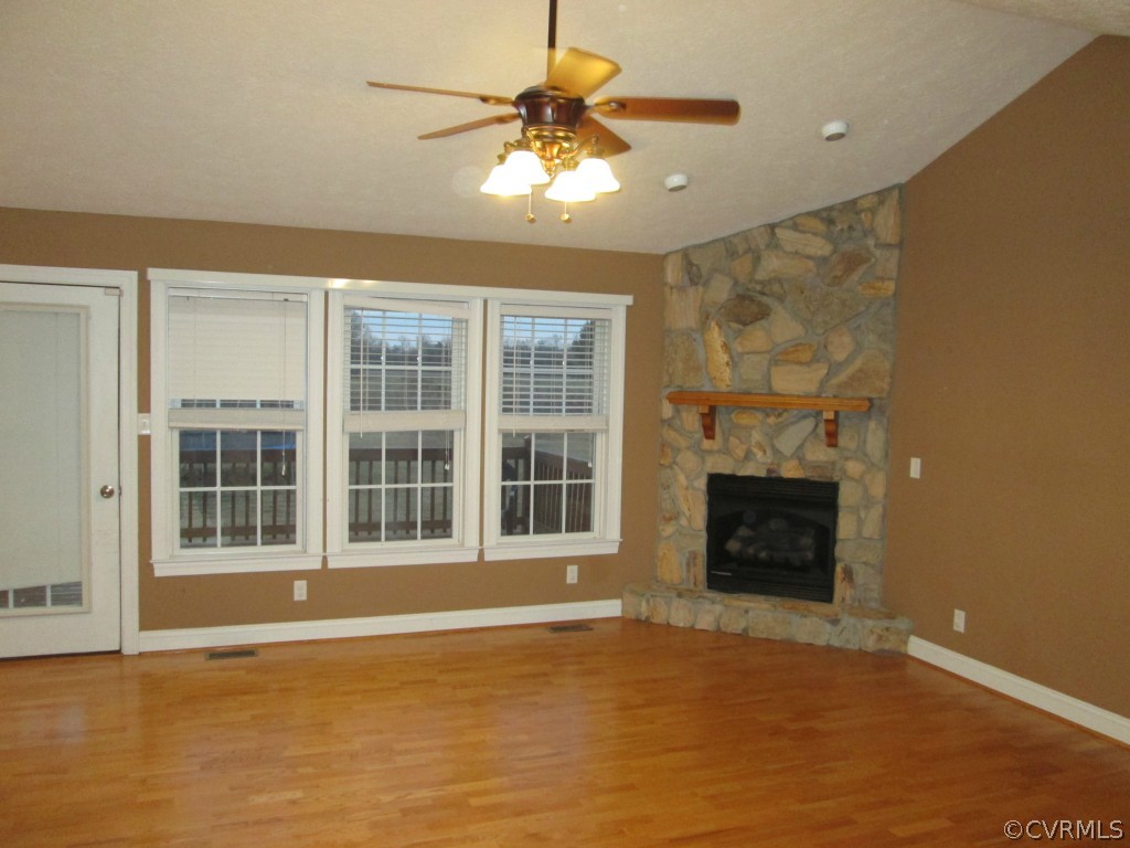 10713 Squirrel Level Road Petersburg, VA 23803 - Photo 5 of 13 Gallery Image 5