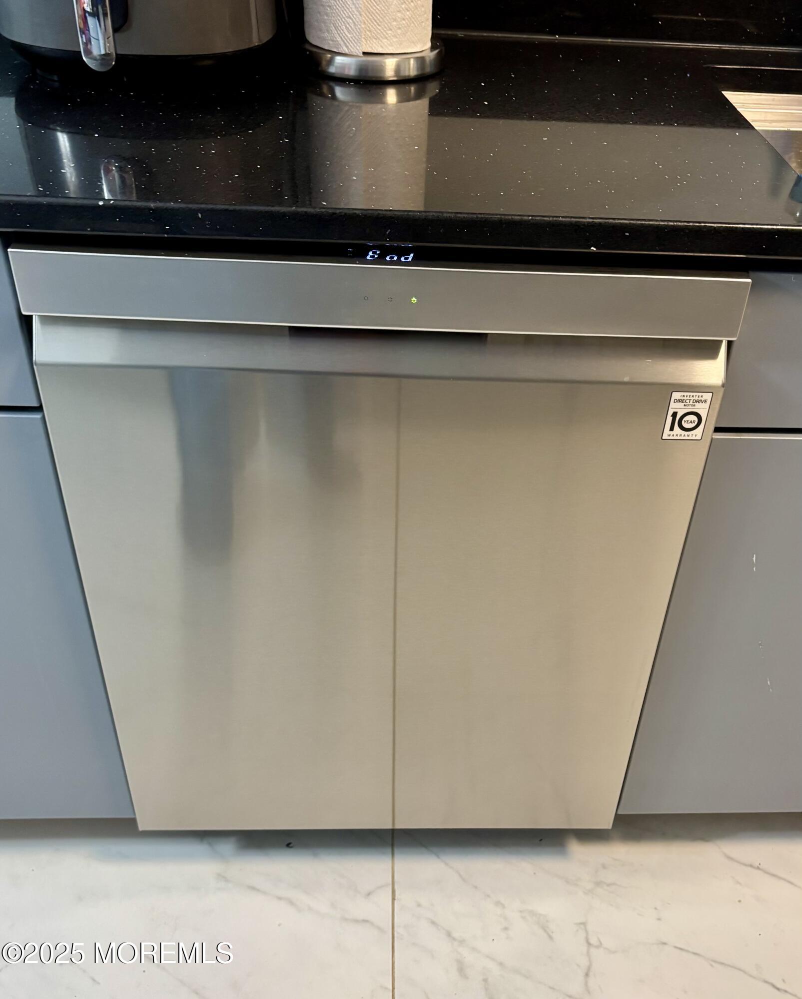 860 Lower Ferry Road, Unit 1K Ewing, NJ 08628 - Photo 19 of 49 IMG_4684