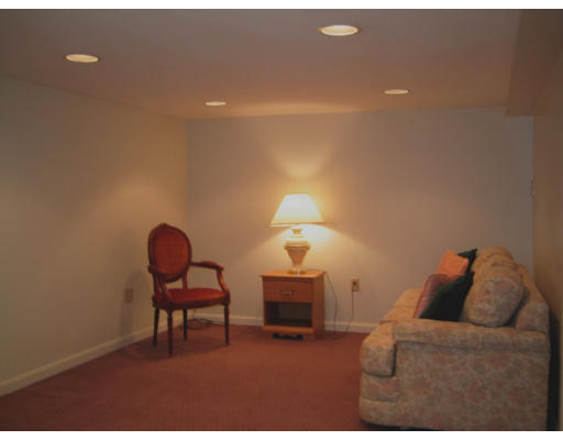 8 Village Gate Road Canton, MA 02021 - Photo 15 of 18 Gallery Image 15