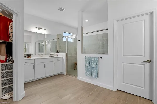 $649,999 | 19050 Hanley Boulevard, Estero, FL 33928