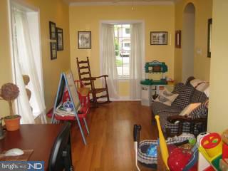 136 Barrie Road Ardmore, PA 19003 - Photo 3 of 6 Gallery Image 3